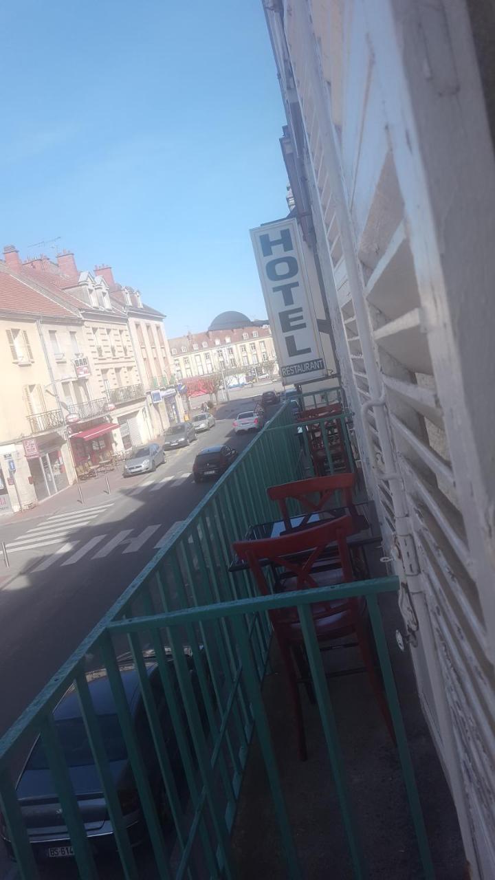 ריימס Hotel De La Cloche Sp מראה חיצוני תמונה